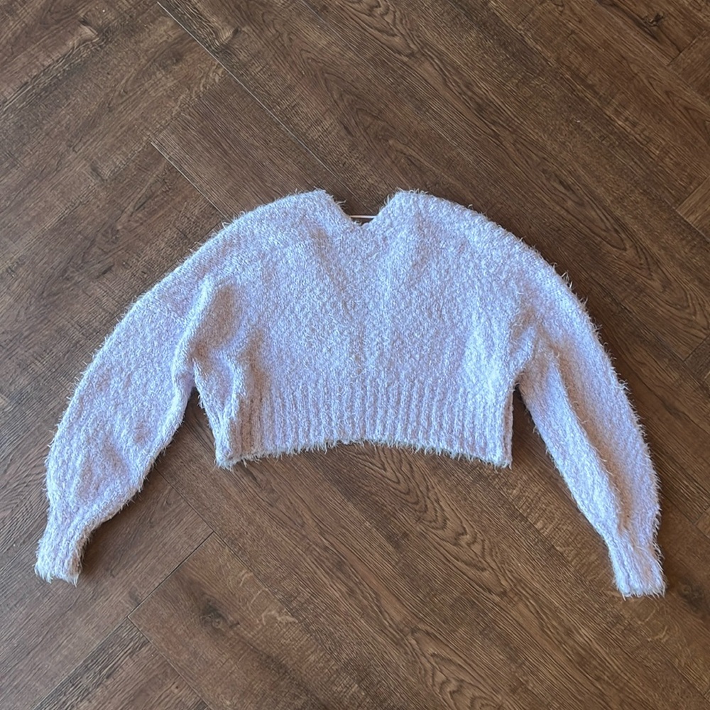 UO Fuzzy Sweater Lavender Sz M - Picture 2 of 2
